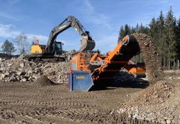 Rockster R1000S impact crusher