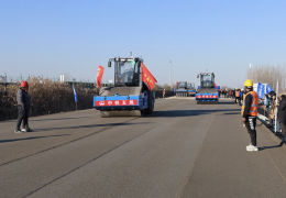 Unmanned SANY paving fleet demo