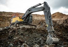 Volvo EC480E long-reach excavator