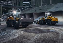 Liebherr L538 and L 526 mid-size wheel loaders 