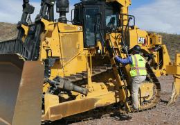 Cat Connected Worker
