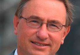 Dr Nigel Cooke
