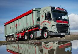 Volvo FM 500 Globetrotter 6x2 tractor unit