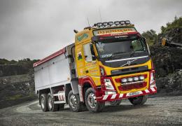 Volvo FM tipper truck