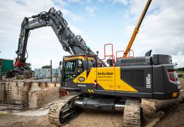 Volvo EC480E excavator