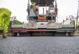 Volvo P6870D paver