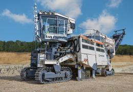 Surface miner