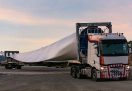 Wind turbine blade