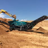 Powerscreen Warrior 2100 scalping screen 