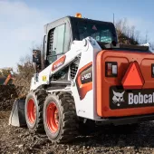 Bobcat S450 M-Series Stage V skid-steer loader