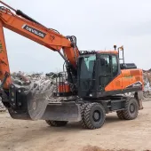 Develon DX190W-7 wheeled excavator 