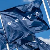 Volvo CE have refocused their presence in China with the divestment of their shares in SDLG and announced a major investment in their European retail business with the acquisition of Swecon 