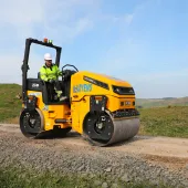 McFadyens put Scotland’s first JCB CT380-130 tandem roller to work