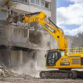 SAFEDEM  One of the UK’s leading demolition and dismantling contractors has invested in a new JCB 370X tracked excavator.