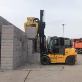 Hyundai 70D-9 forklift truck