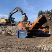 Rockster R1000S impact crusher